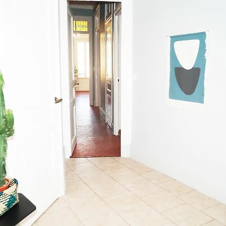 Le Grand Apartment *